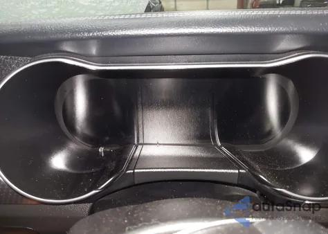 2019 Ford Mustang Gt Premium z USA, uszkodzony, nr VIN 1FA6P8CF8K5189657